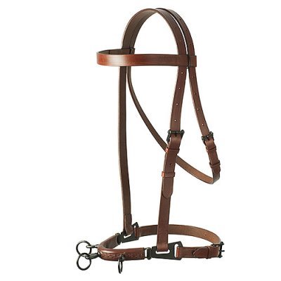 Cabresto de couro castanho para cavalo com fivelas e argolas