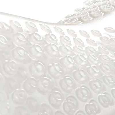 Tapete de borracha transparente com ventosas em relevo