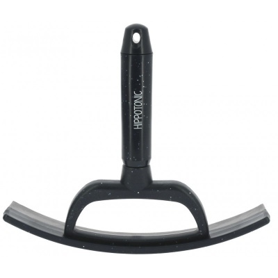 Raspador preto com padrão de pontos e texto HIPOTONIC no cabo