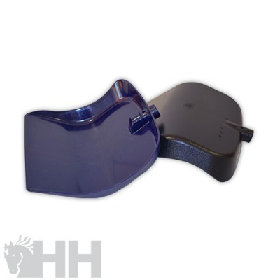 Duas peças plásticas pretas com superfícies diferente