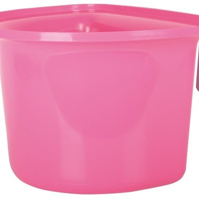 Recipiente plástico rosa com pega metálica lateral