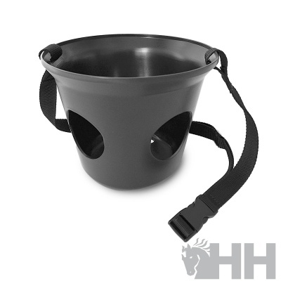 Cesto de transporte preto com cinto ajustável e aberturas circulares