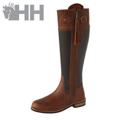 Bota alta castanha e castanha escura com fecho lateral e tassel