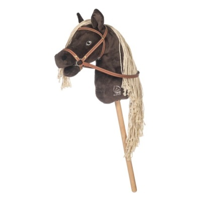 Cavalo de brincar de cabeça de pelúcia castanha com crina bege e cabo de madeira