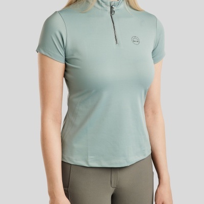 Camisola feminina verde água com fecho de correr frontal curto e logo MONTAR no peito