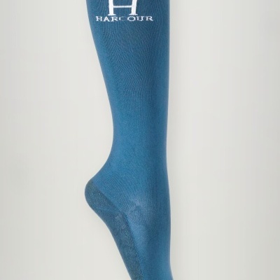 Meia azul escura com texto branco HARCOUR.