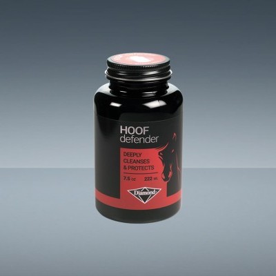 Frasco preto de suplemento Hoof Defender com rótulo preto e vermelho sobre fundo cinza