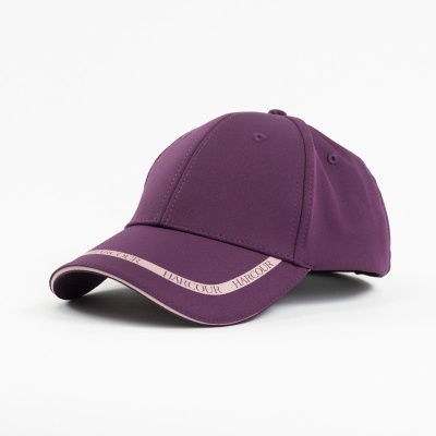 Boné desportivo roxo com faixa cor de rosa clara e texto HARCOUR