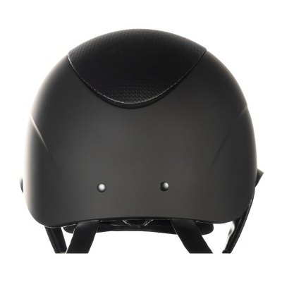 Capacete preto mate com detalhe texturizado e alças ajustáveis