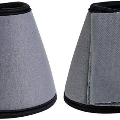 dois protetores cónicos cinzentos com acabamento preto e etiqueta lateral