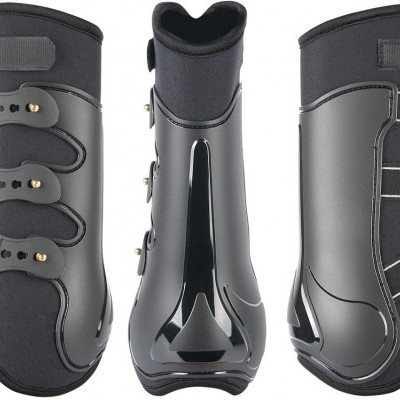 Conjunto preto de protetores para pernas de cavalo com fechos de velcro e fivelas