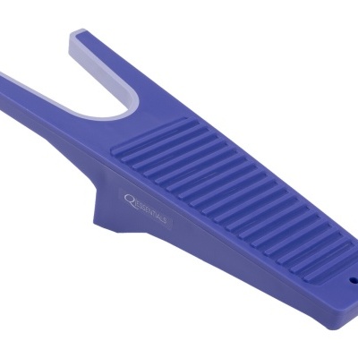 Calço para nivelamento de pavimentos azul em plástico com ranhuras e formato triangular