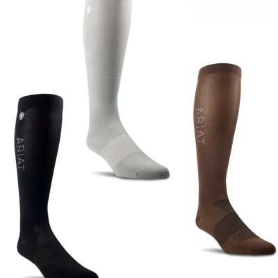 Três meias de equitação ARIAT em preto, branco e castanho