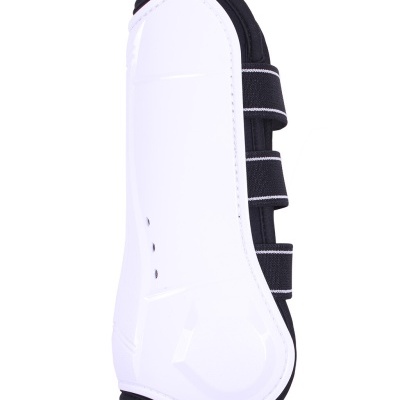 Protector branco para perna de cavalo com tiras de velcro pretas