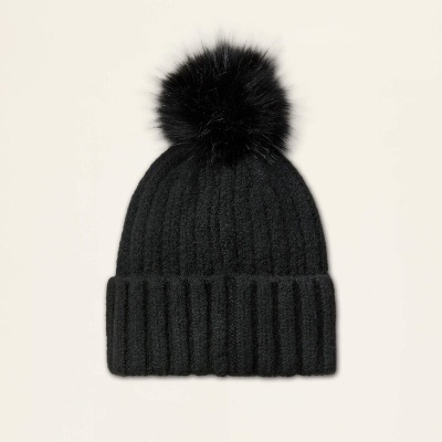 Gorro preto de malha canelada com pompom preto