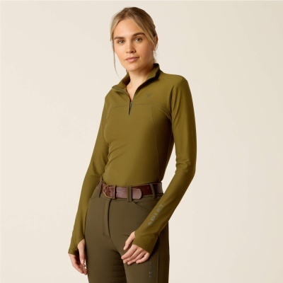 Blusa feminina verde-oliva de mangas compridas com fecho curto e cinto castanho