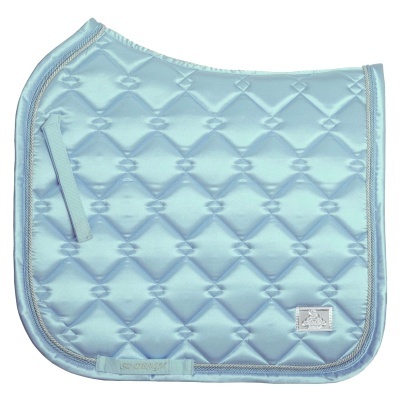 Tapete de sela azul claro acolchoado com padrão de losangos e etiqueta