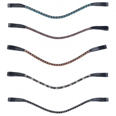 Sete fronhas negras com pedras brilhantes coloridas