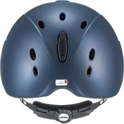 Capacete azul escuro com ventilação e fecho ajustável preto