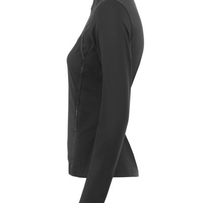 Top preto de manga comprida com gola alta e detalhes texturizados verticais