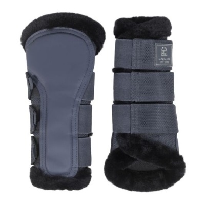 Conjunto de proteções para cavalos em nylon azul com interior de pelúcia preta