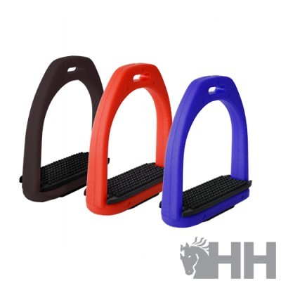 Três estribos para equitação castanho, vermelho e azul com base preta