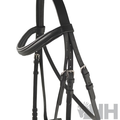 Cabeçada para cavalo em couro preto com fivela metálica e acolchoamento