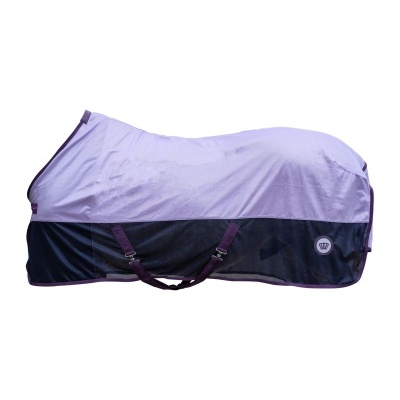 Capa para cavalo lilás e preta com alças e logo