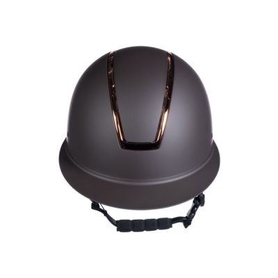 Capacete de equitação cinzento com detalhe metálico e correia preta