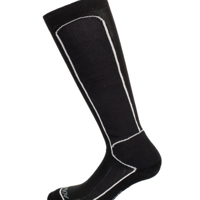 Meia longa preta com contornos brancos e texto na ponta