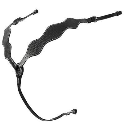 Correia preta para ombro com textura em padrão de relevo