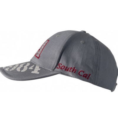 Boné cinzento bordado com número 1984 e texto South Cal