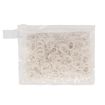 Saco transparente com ligas elásticas brancas dentro
