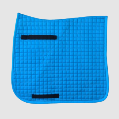 Tapete de montaria azul com padrão quadriculado e fitas pretas