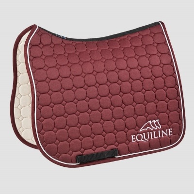 Tapete de sela bordeaux com logo EQUILINE e padrão hexagonal