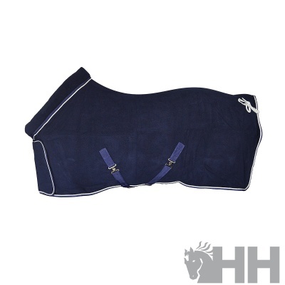 Manta de tecido azul escuro para cavalo com bordas brancas e fitas de ajuste