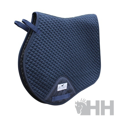 Sela de equitação azul escura acolchoada com etiqueta branca