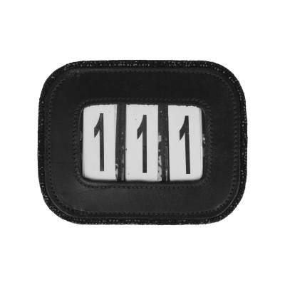 Marcador preto com visor de números brancos 111