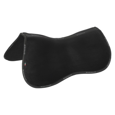 Tapete de sela preto com texto AGVAVALO na borda e bandeira italiana