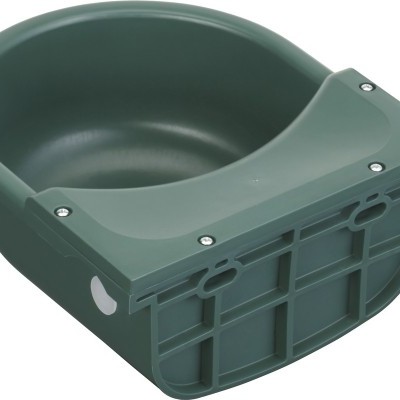 comedouro ou bebedouro de plástico verde arredondado e base retangular