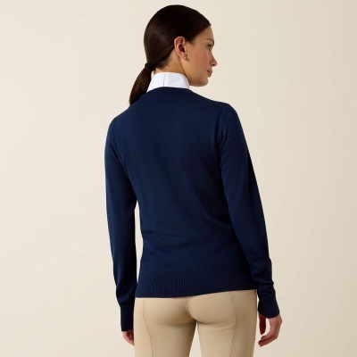 Camisola azul escura de manga comprida vista de costas