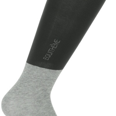Meia comprida cinzenta e preta com texto ECOTHEME