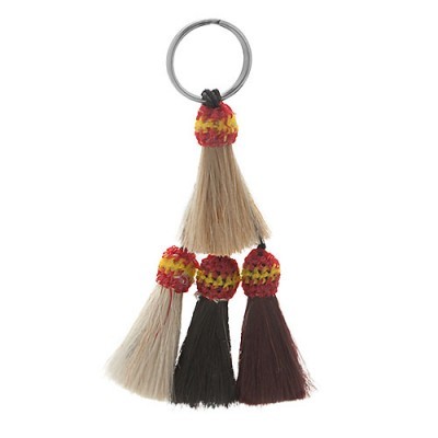 Chaveiro com três tasséis coloridos e argola metálica