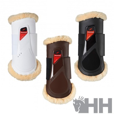 Três protetores para cavalos em branco, castanho e preto com forro peludo e fecho de velcro