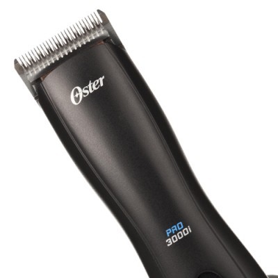 Máquina de cortar cabelo preta Oster PRO 3000i com lâmina metálica