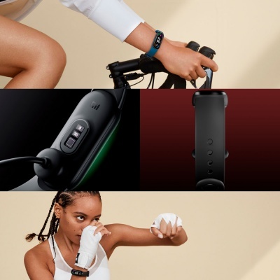 Smartwatch negro com bracelete de silicone em diferentes contextos desportivos