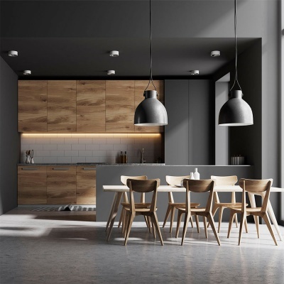 Cozinha moderna com móveis de madeira clara e azulejos brancos