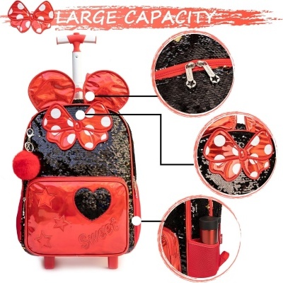 Mala de rodinhas preta com detalhes vermelhos, orelhas e laço, estrelas, coração e texto SWEET