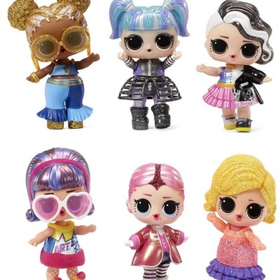 Seis bonecas L.O.L. Surprise! coloridas com roupas e penteados variados