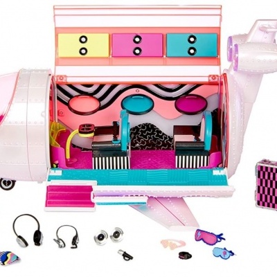 Brinquedo helicóptero colorido com acessórios e folha de imagens em fundo branco